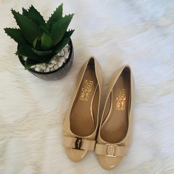 Salvatore Ferragamo Shoes - SALVATORE FERRAGAMO / VARINA BALLET FLATS SZ 7